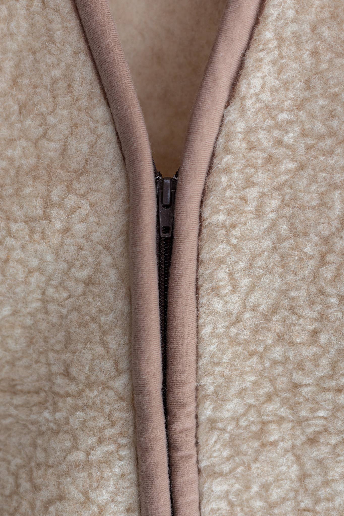 Taru 100% Pure Wool Bodywarmer Vest | 3 Styles | 6 Sizes: Camel / M