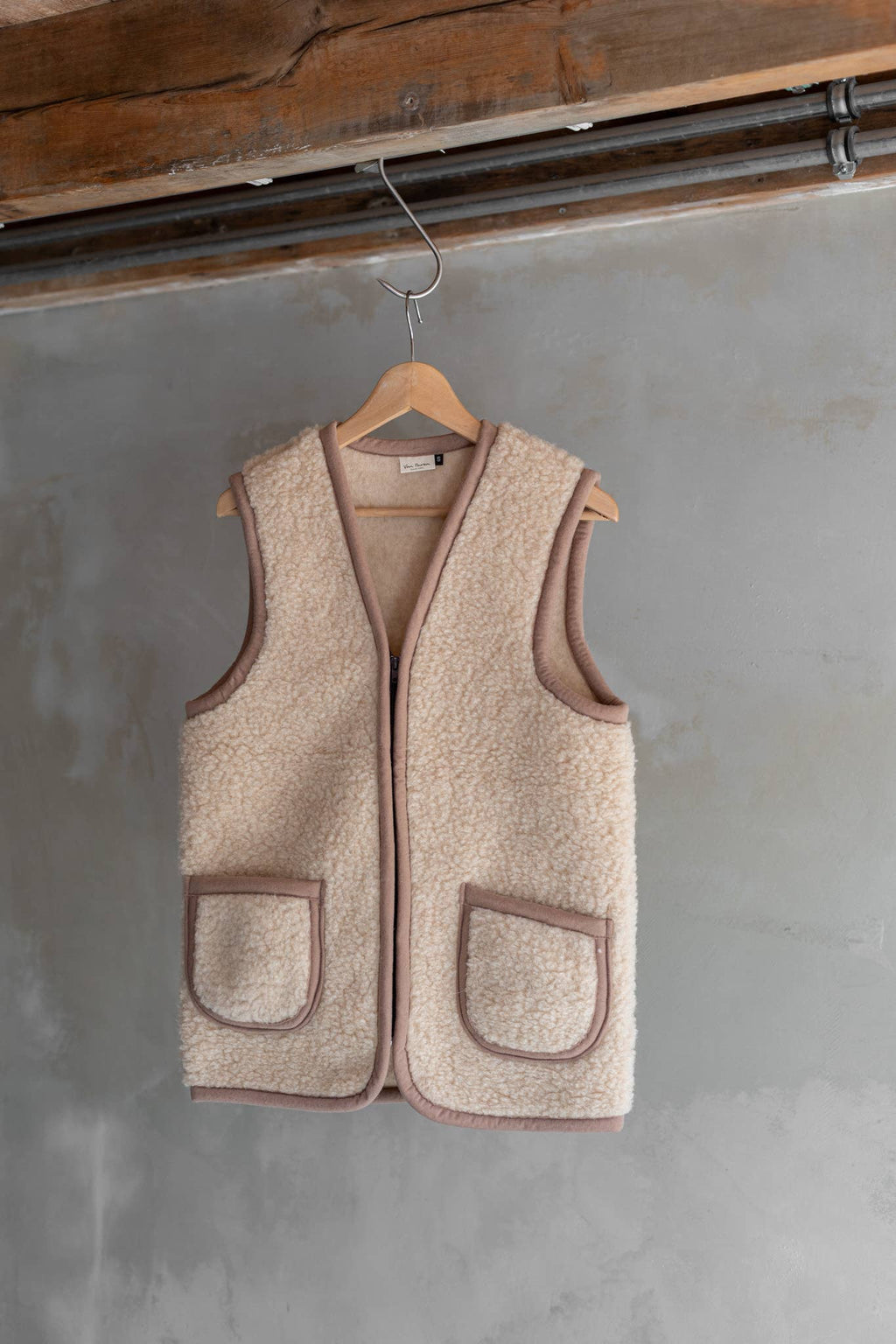 Taru 100% Pure Wool Bodywarmer Vest | 3 Styles | 6 Sizes: Camel / S