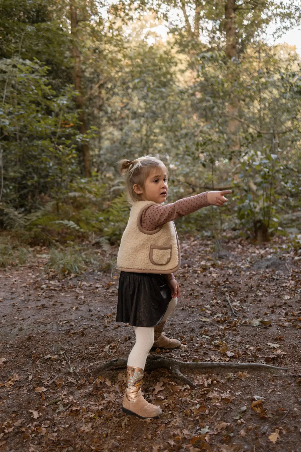 Nilo Children's Wool Bodywarmer Vest | 3 Styles | 4 Sizes: Camel / M