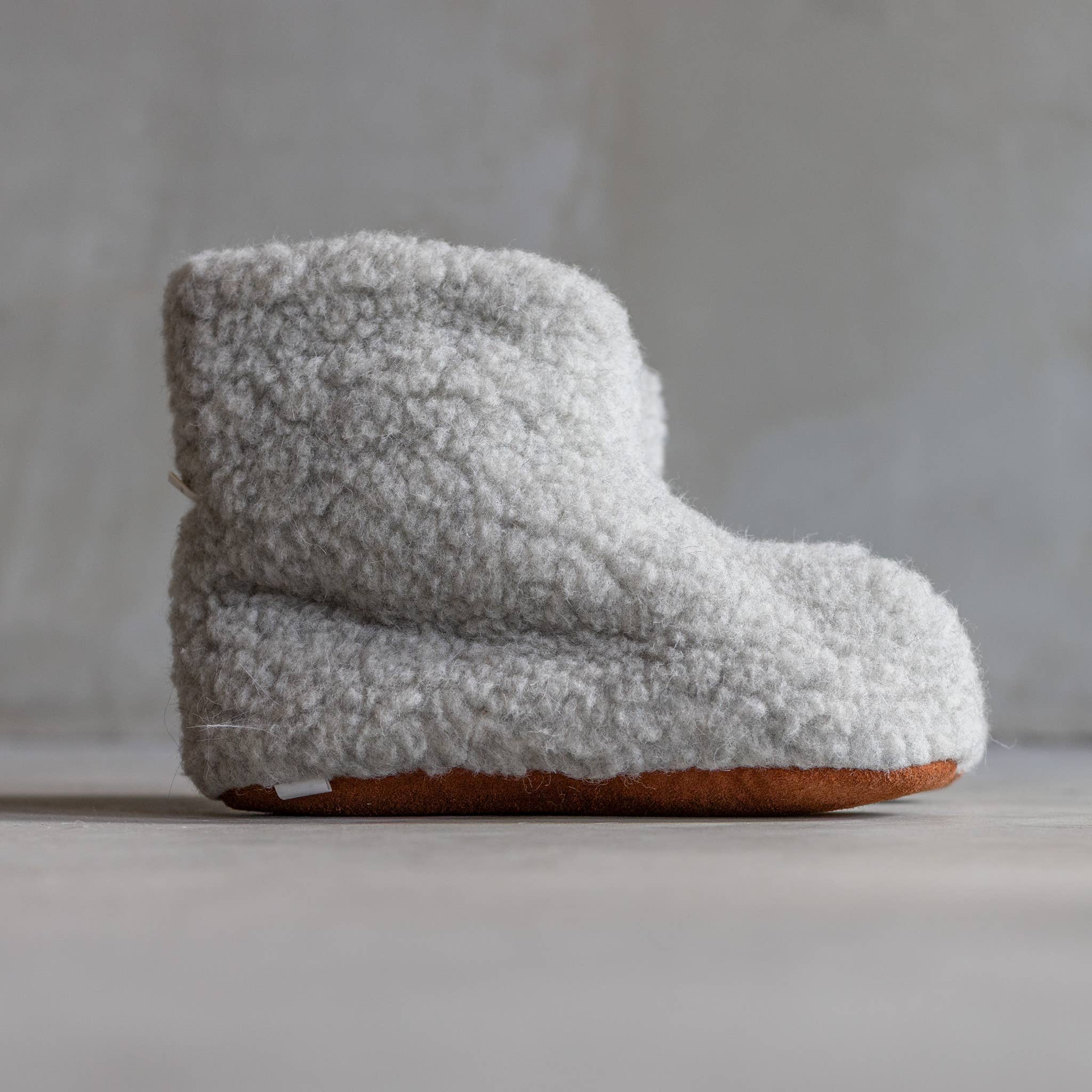 Sami Wool Slipper | Natural & Breathable | 3 Styles | 35-46: Beige / 39/40