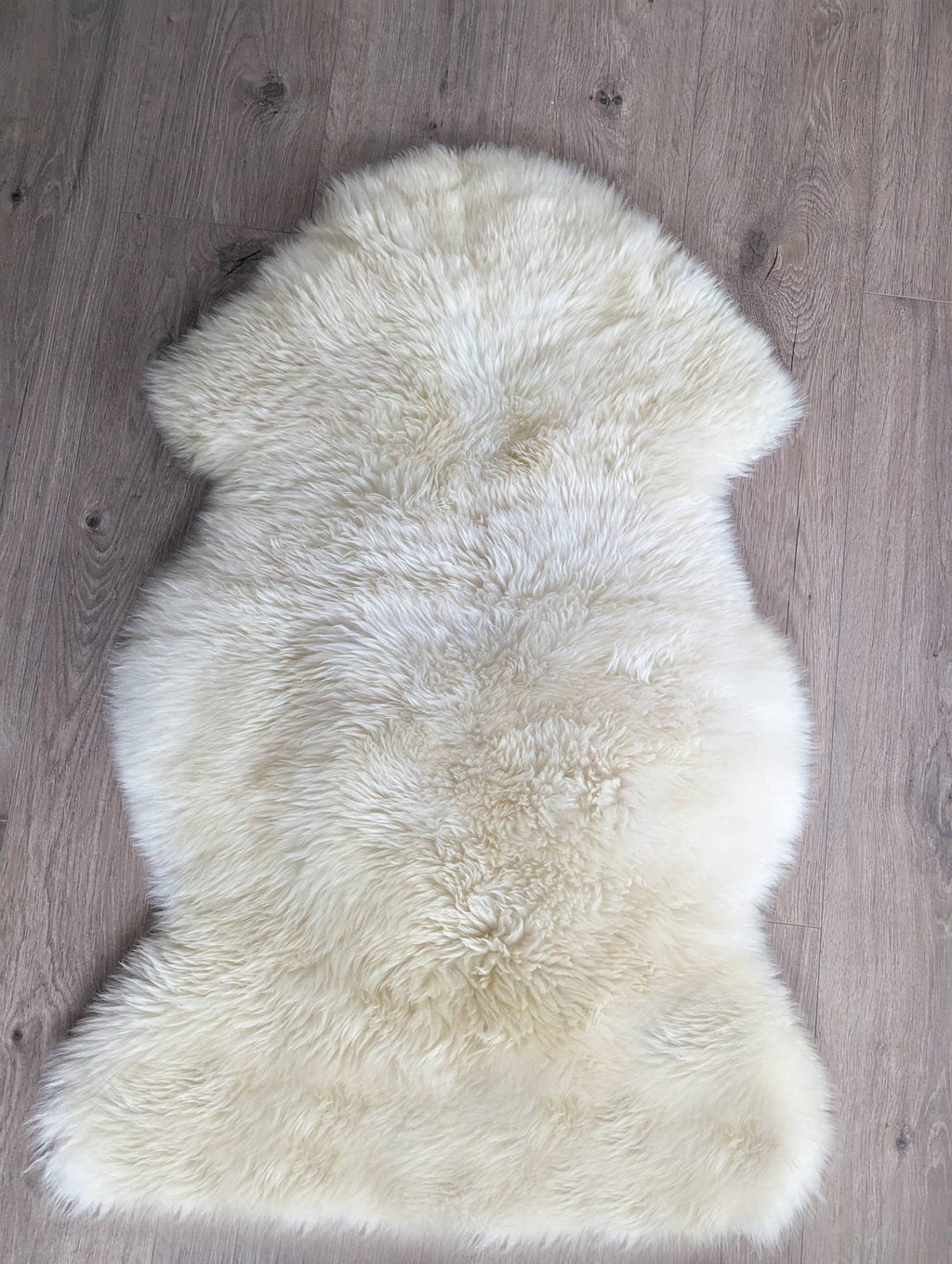 Natural Single Sheepskin Rugs British Skins S/M/L/XL  : Medium 90cm