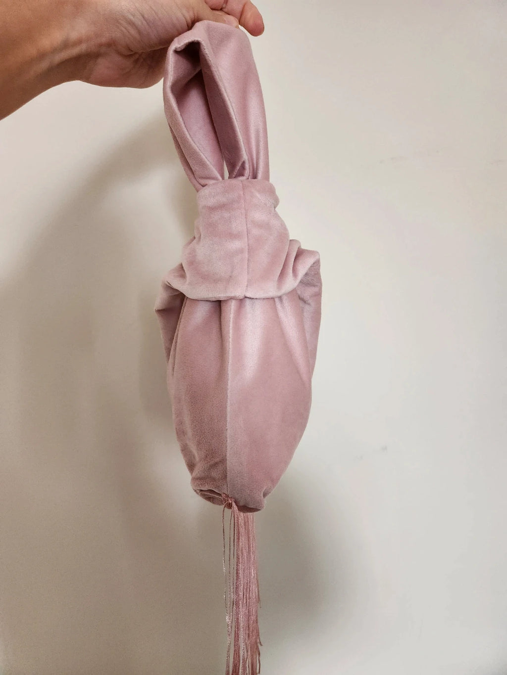 Japanese knot wrist velvet pink bag