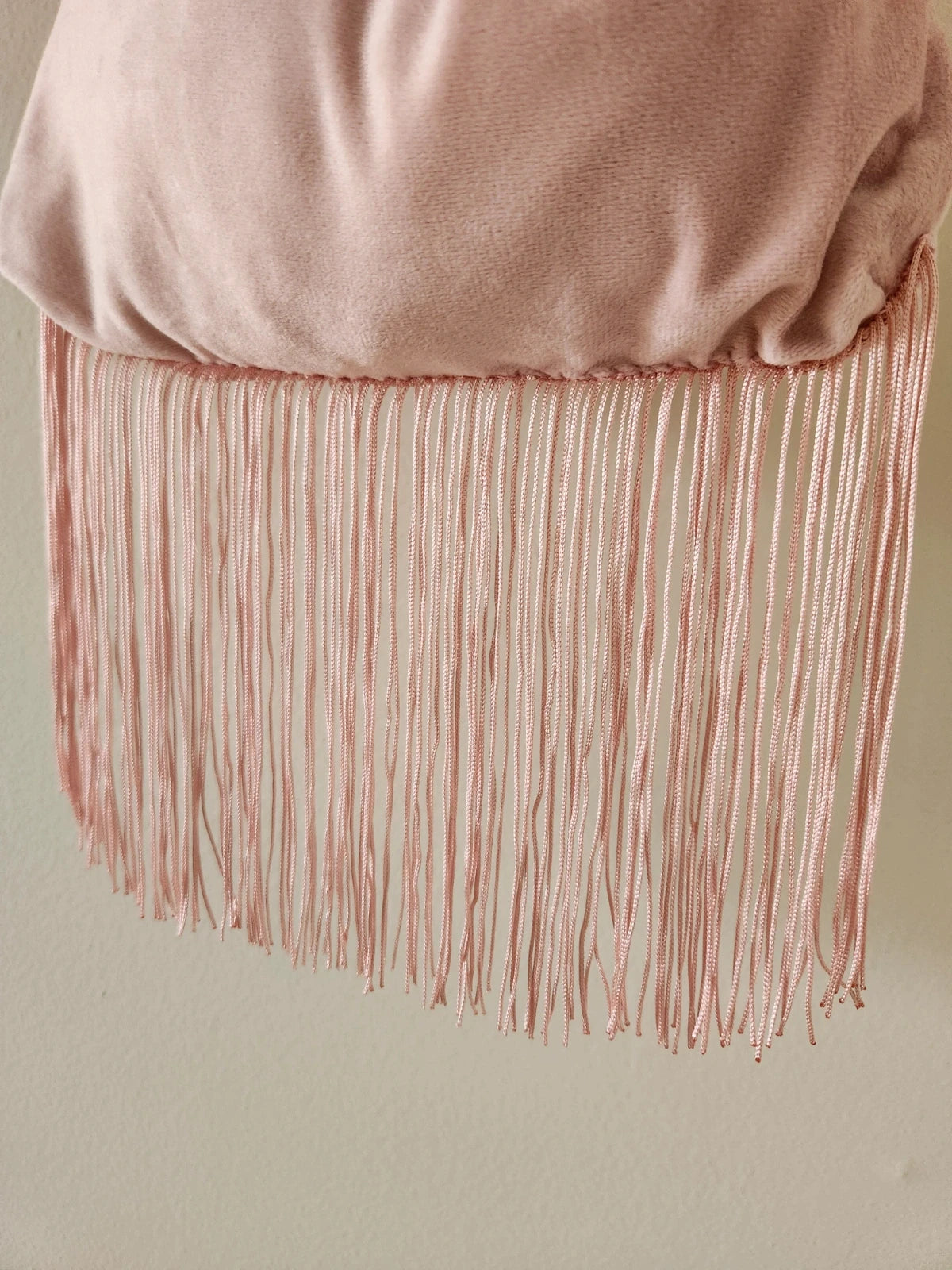 Japanese knot wrist velvet pink bag