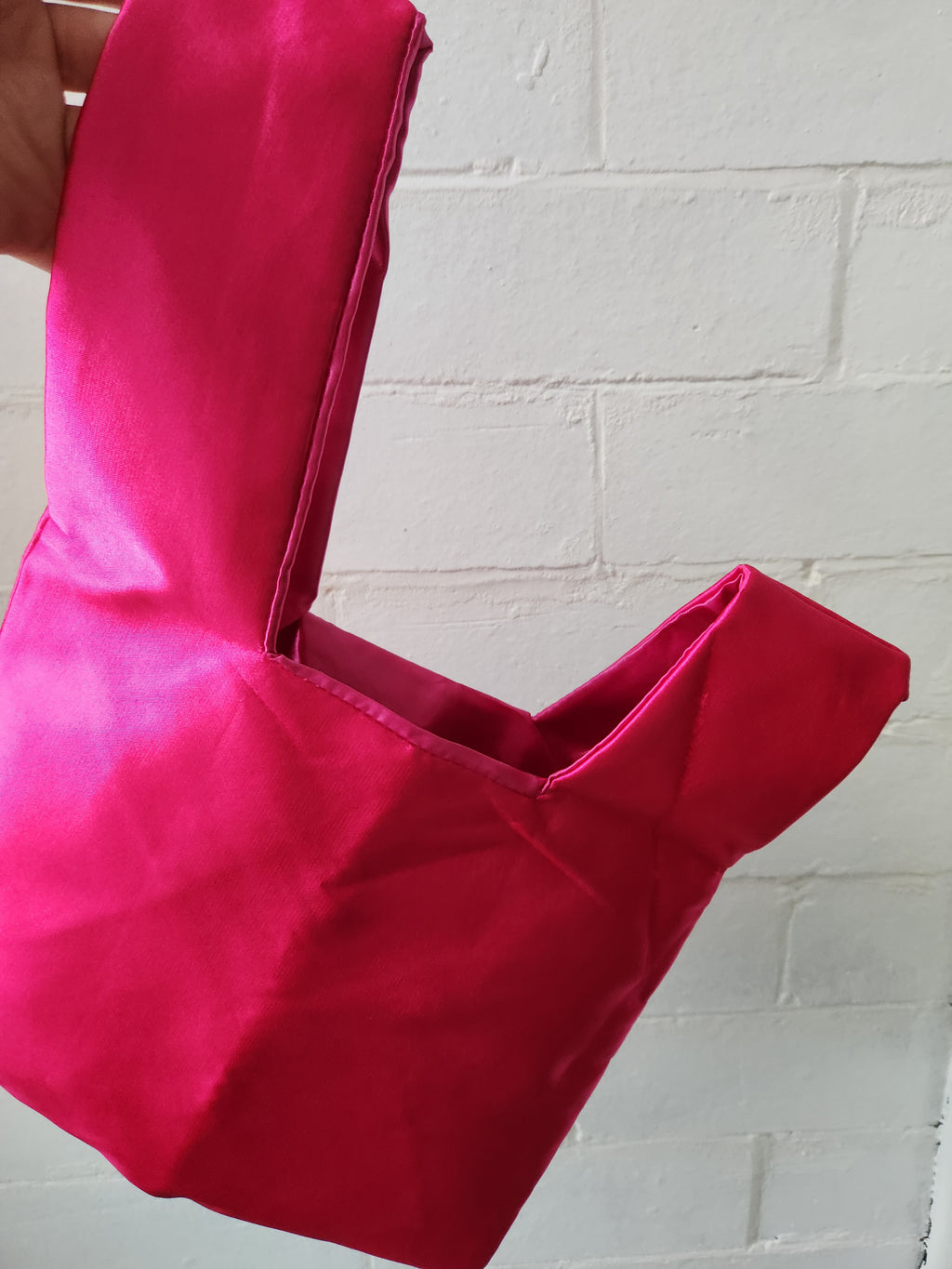 Japanese knot bag in hot pink